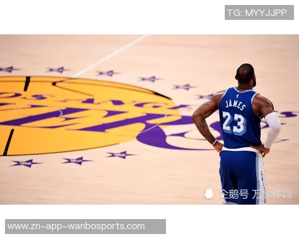 孙兴慜携快船定制球衣展现笑容梦幻联动引发球迷热议 孙兴慜携快船定制球衣展现笑容梦幻联动引发球迷热议