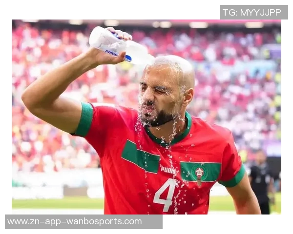 德里克琼斯谈范甘迪指导提升防守侵略性是我努力方向 德里克琼斯谈范甘迪指导提升防守侵略性是我努力方向