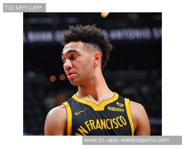 凯尔登半场表现出色6投4中贡献11分5篮板1助攻正负值高达16 凯尔登半场表现出色6投4中贡献11分5篮板1助攻正负值高达16